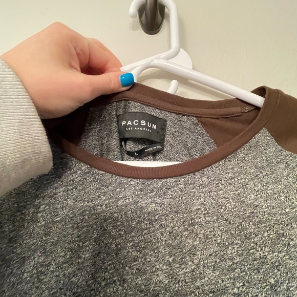 PacSun Mens L Large Long Tee Shirt Casual Brown Grey - Picture 2 of 3